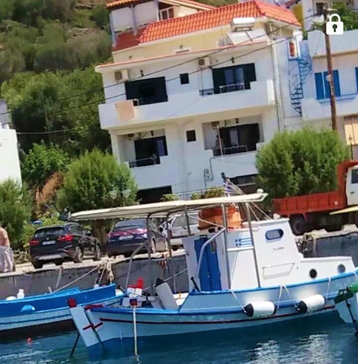 Limanaki Studios Fourni Ikarias Luaran gambar
